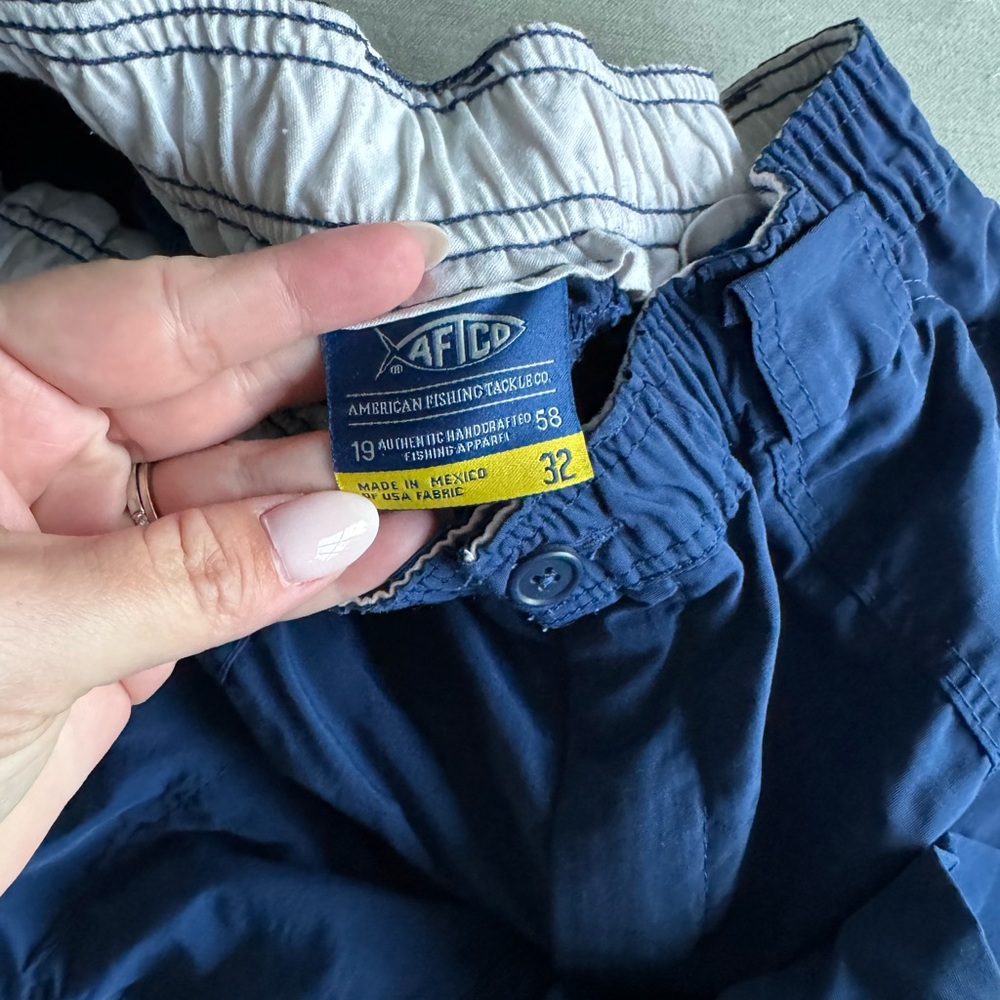 AFTCO Blue Fishing Shorts size 32 - Picture 3 of 3